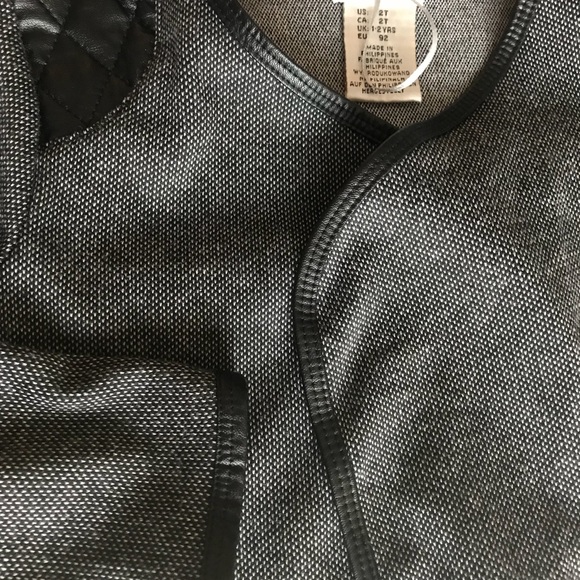 Max Studio Cardigan w/ awesome detailing - Picture 4 of 6